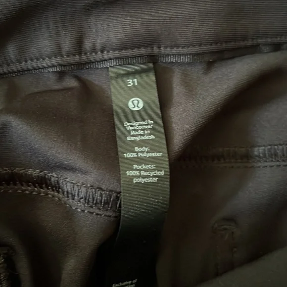 Lululemon ABC Slim-Fit Pant Waist 31” Length 28" 
Warpstreme Black - Picture 5 of 6